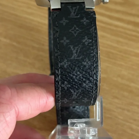 Used Louis Vuitton Tambour Eclipse Quartz Watch - Picture 2 of 7